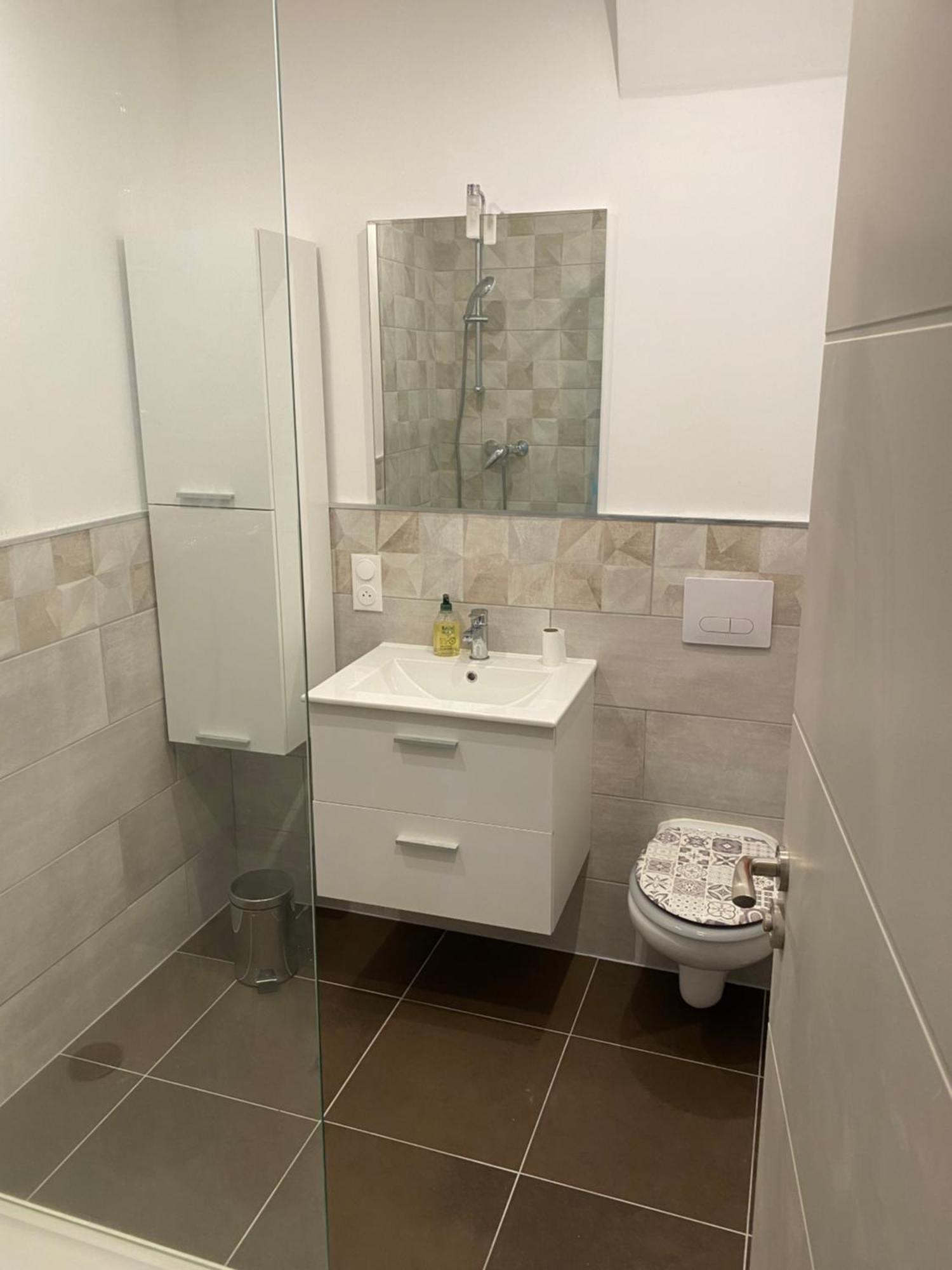 Appartement Climatise Sete - Rue Montmorency ภายนอก รูปภาพ